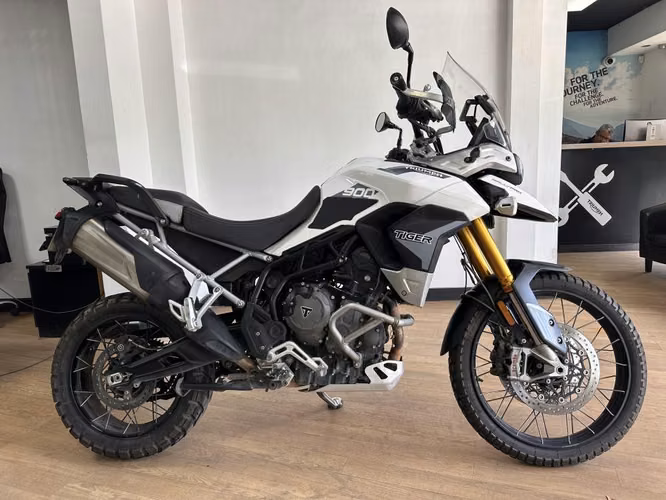 TRIUMPH TIGER 900 RALLY PRO - AÑO 2022
