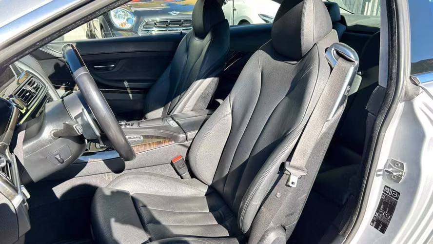 BMW 650 4.4 4X2 AT 2P (2015)
