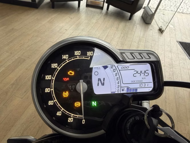 TRIUMPH SCRAMBLER 400 X - AÑO 2026