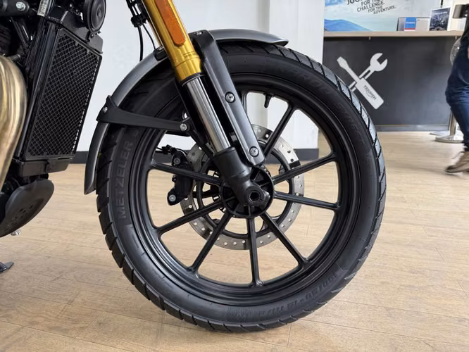 TRIUMPH SCRAMBLER 400 X - AÑO 2026