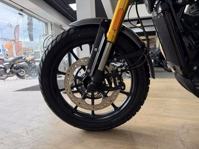 TRIUMPH SCRAMBLER 400 X - AÑO 2026