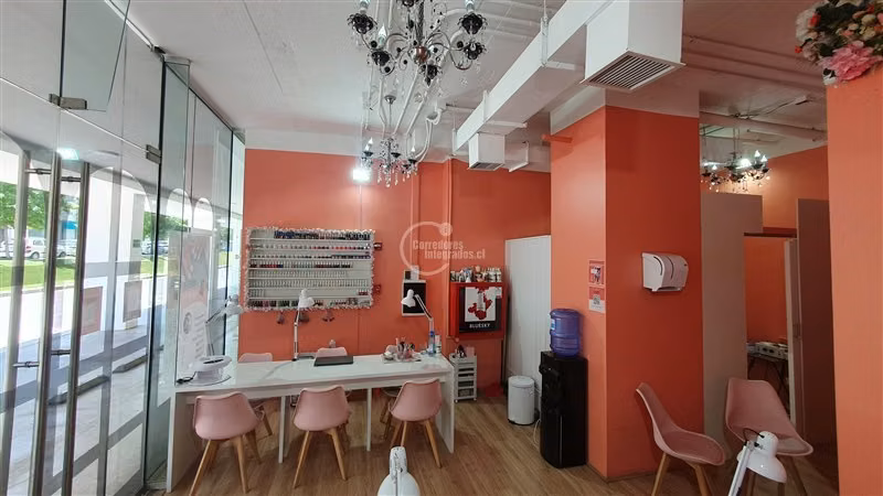 Local Comercial en venta en Lo Barnechea