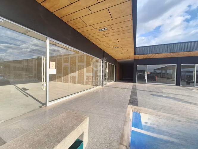 Local Comercial 60 m2 - Strip Center Las Perdices