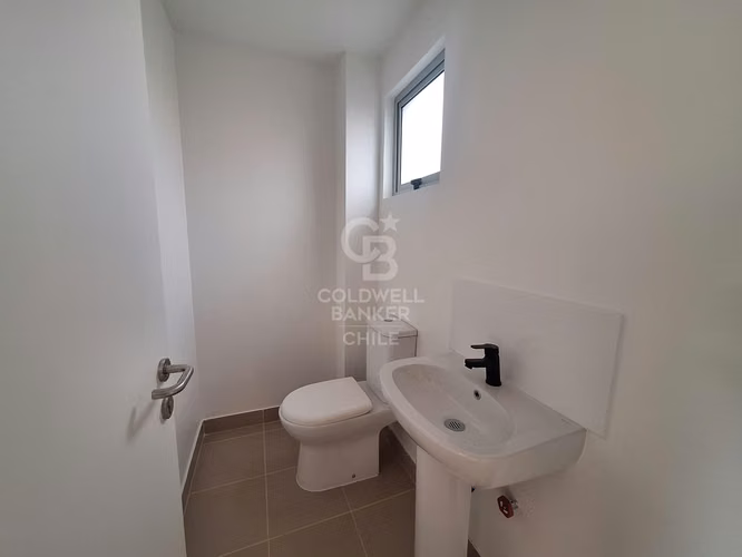 Local 116 m2  + Terraza - Strip Center Las Perdices