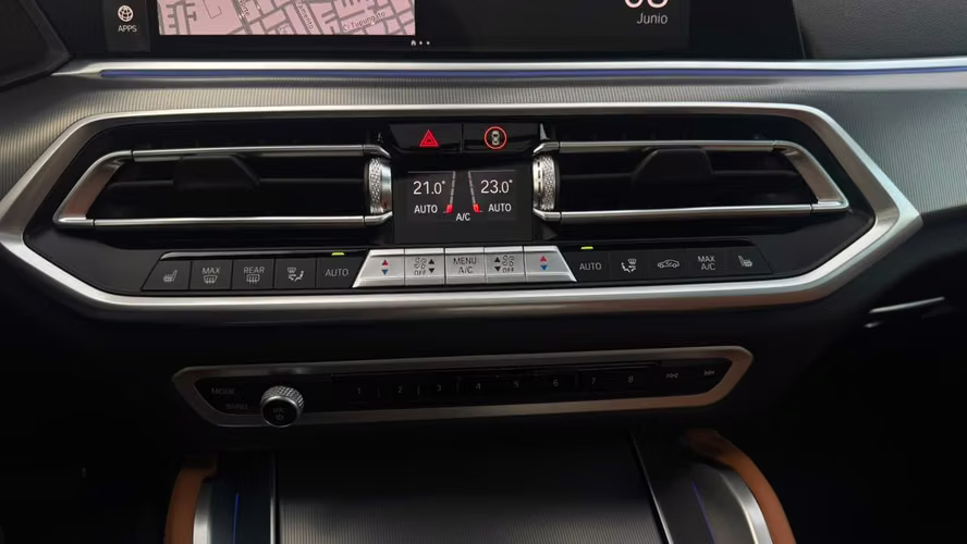 BMW X6 3.0 X-DRIVE 30D DIESEL M SPORT 4WD AT 5P (2023)