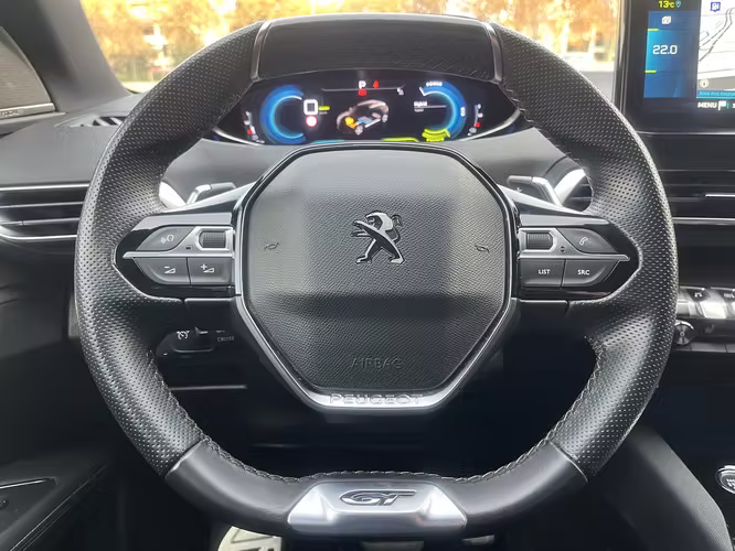 PEUGEOT 3008 GT HYBRID 300 1.6 AUT. 4X4 2022