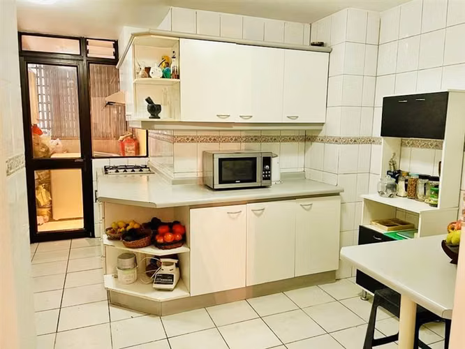 Departamento en arriendo de 4 dorm. en La Reina