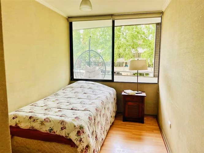 Departamento en arriendo de 4 dorm. en La Reina