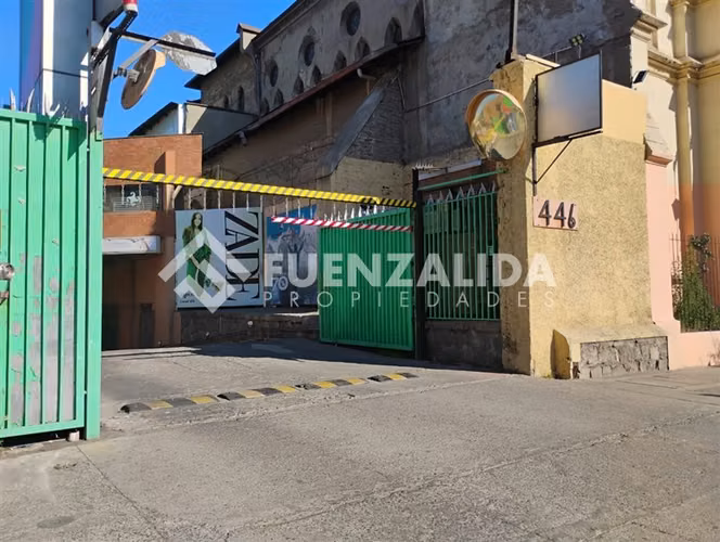Local Comercial en arriendo en Recoleta