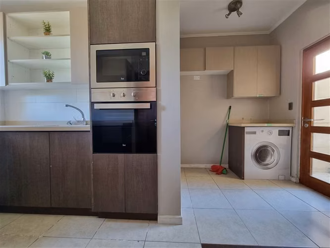 Casa en arriendo de 3 dorm. en Buín
