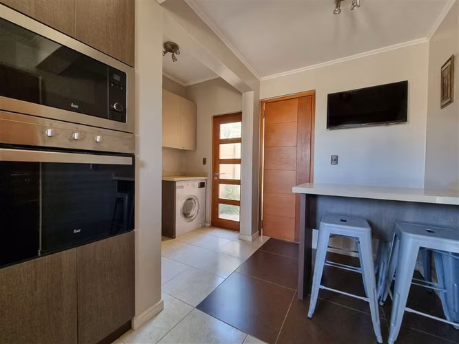 Casa en arriendo de 3 dorm. en Buín