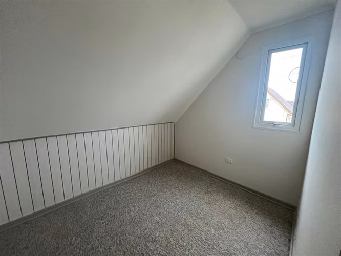 Casa en arriendo de 4 dorm. en oriente de Talca