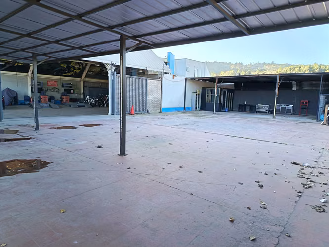 Se Arrienda 2  amplios  Galpónes  en Quilpué con excelente ubicación y conectividad