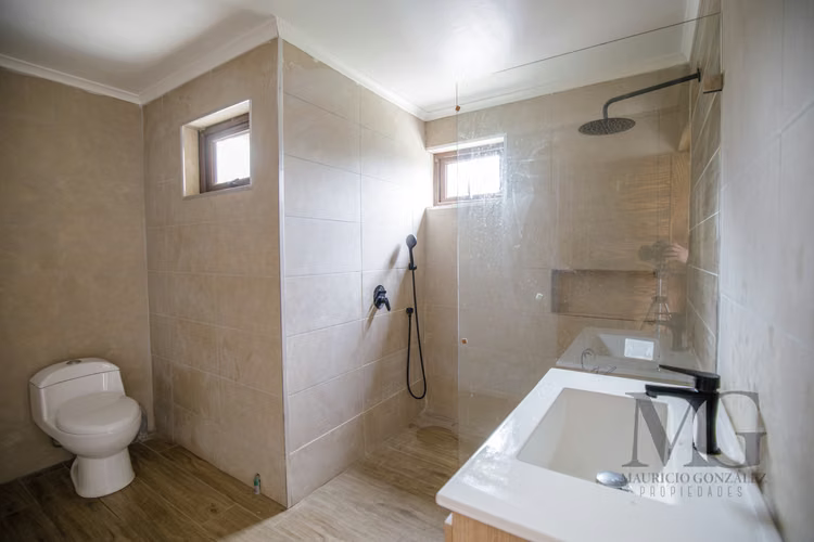 EXCLUSIVA PROPIEDAD COMERCIAL EN ARRIENDO EN RANCAGUA