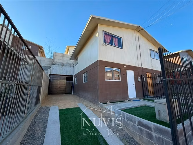Casa en venta de 2 dorm. en Villa Alemana