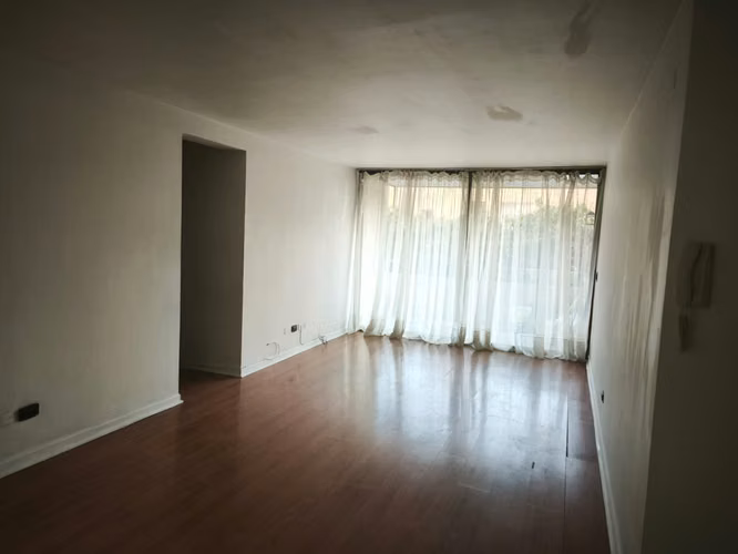 Comodo y amplio departamento. Excelente ubicación