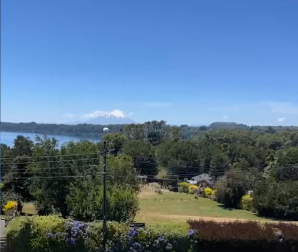 Casa con vista al lago y volcanes - Playa hermosa