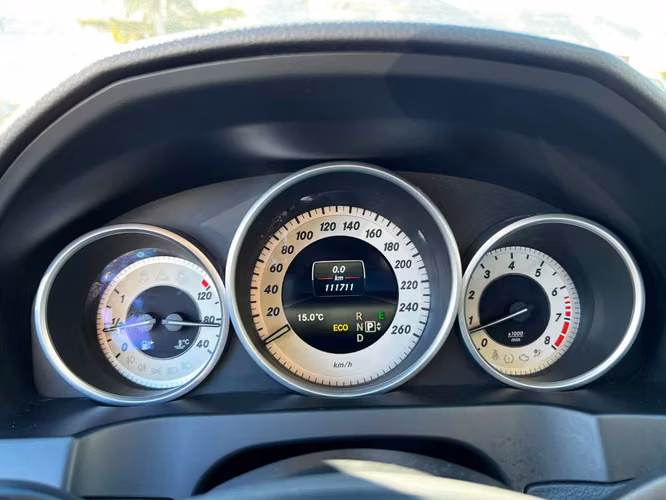 MERCEDES-BENZ E200 COUPE 2017