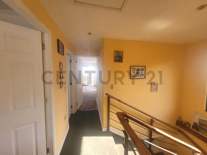 Venta de casa con vista espectacular en Quintero - Imagen 15