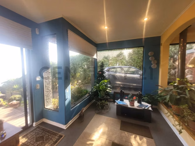 Venta de casa con vista espectacular en Quintero - Imagen 25