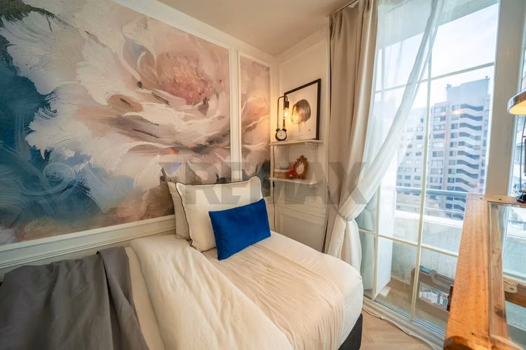 Departamento remodelado de estilo parisino - Imagen 19