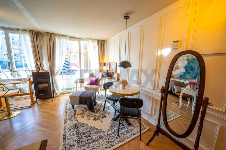 Departamento remodelado de estilo parisino - Imagen 14