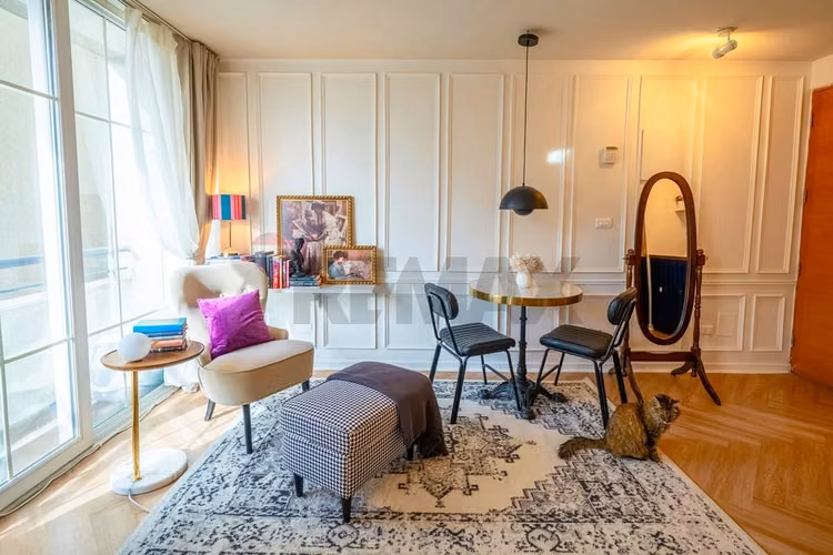 Departamento remodelado de estilo parisino - Imagen 13
