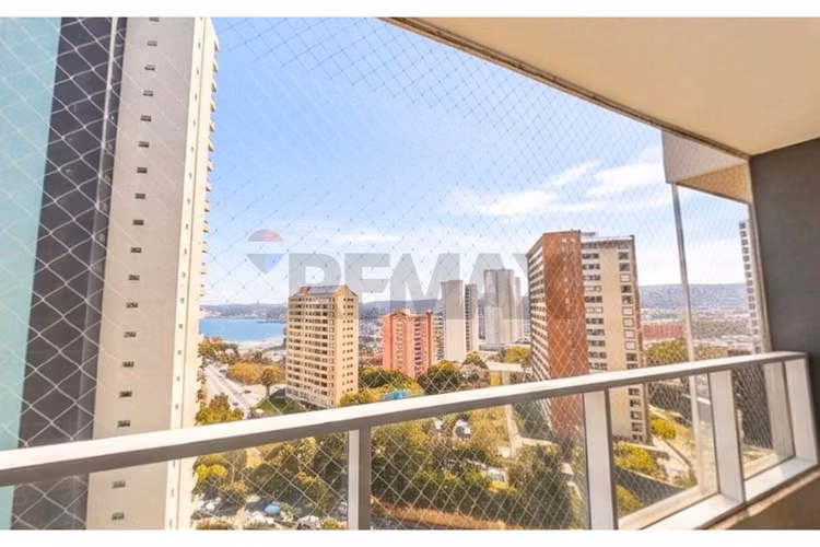 Exclusivo dpto. en costa de montemar