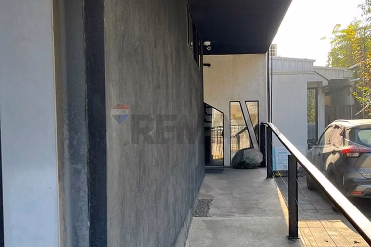 Arriendo oficina inigualable ubicación en vitacura