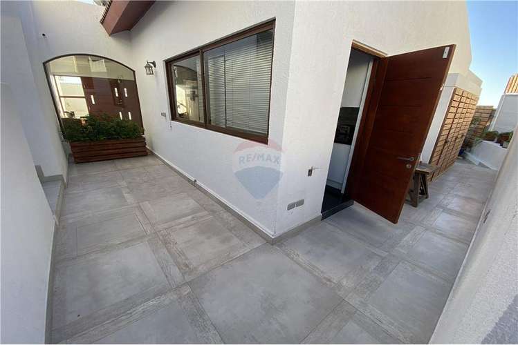 Casa jardines del sur - Imagen 9