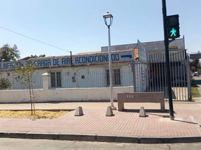 GRAN ESQUINA A 2 CUADRAS DEL METRO EN LA FLORIDA