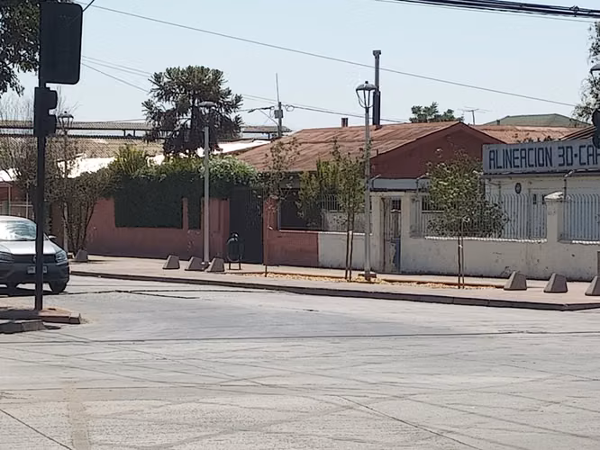 GRAN ESQUINA COMERCIAL, CON GALPON, LOCAL  Y CASA SOLIDA