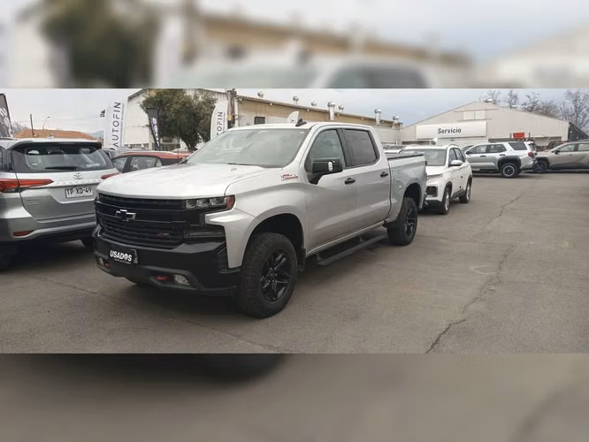 CHEVROLET SILVERADO 2022