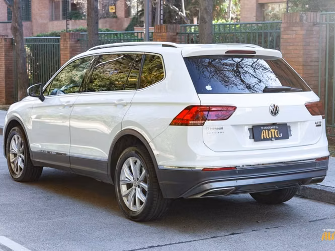 Volkswagen Tiguan Limited 2018