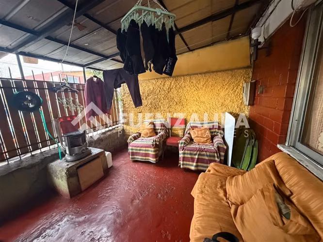 Casa en venta de 3 dorm. en San Ramón