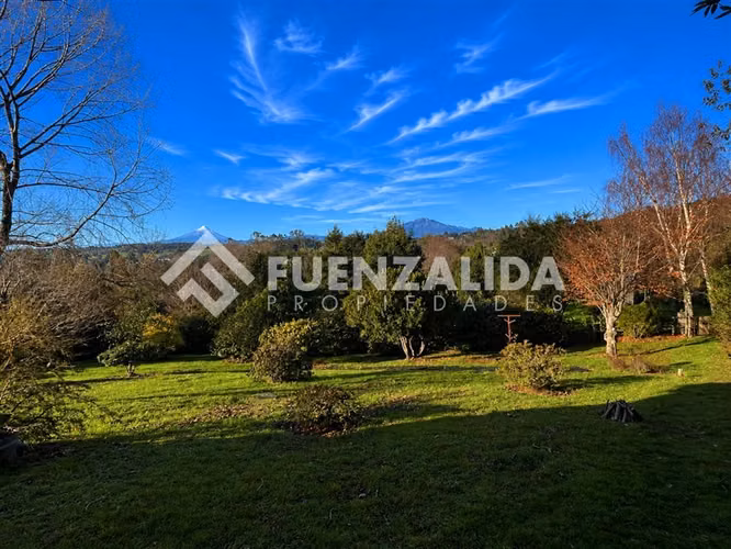 Parcela 5.400 m2 con casa y cabaña Vista a Lago y Volcanes - Imagen 40
