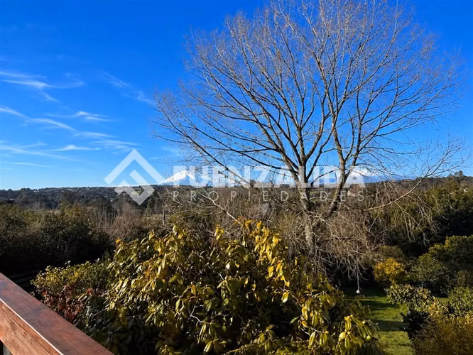 Parcela 5.400 m2 con casa y cabaña Vista a Lago y Volcanes - Imagen 4
