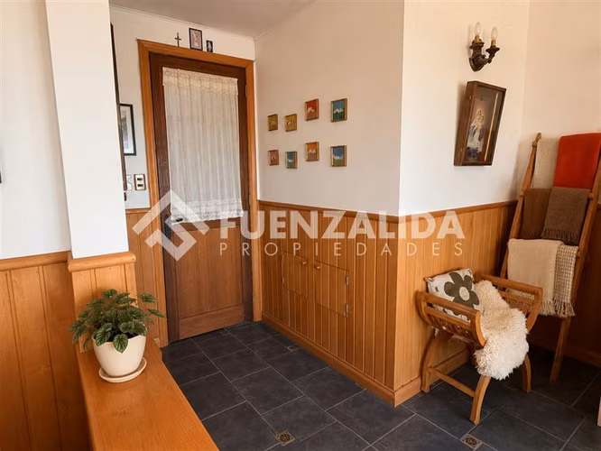 Parcela 5.400 m2 con casa y cabaña Vista a Lago y Volcanes - Imagen 33