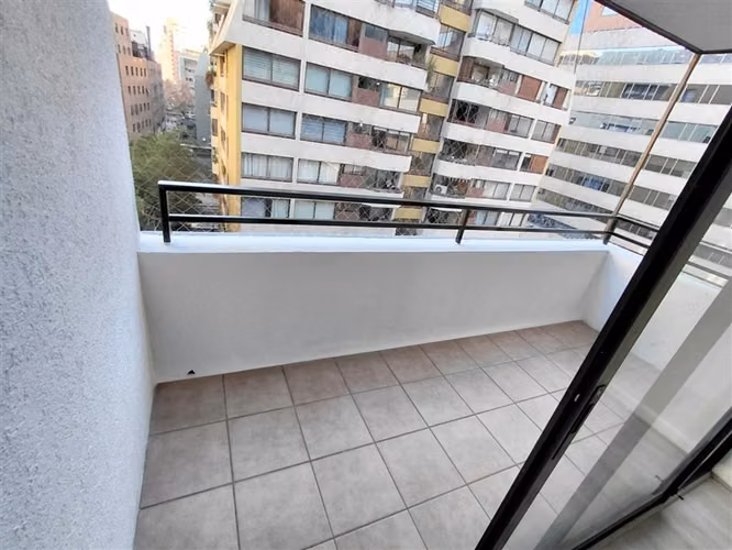 Departamento en arriendo de 1 dorm. en Las Condes estaciona