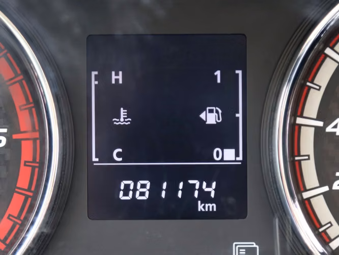 MITSUBISHI L200 2023