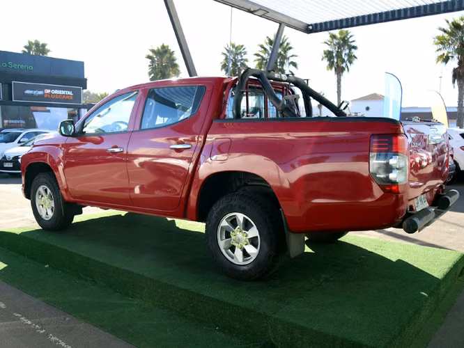 MITSUBISHI L200 2023