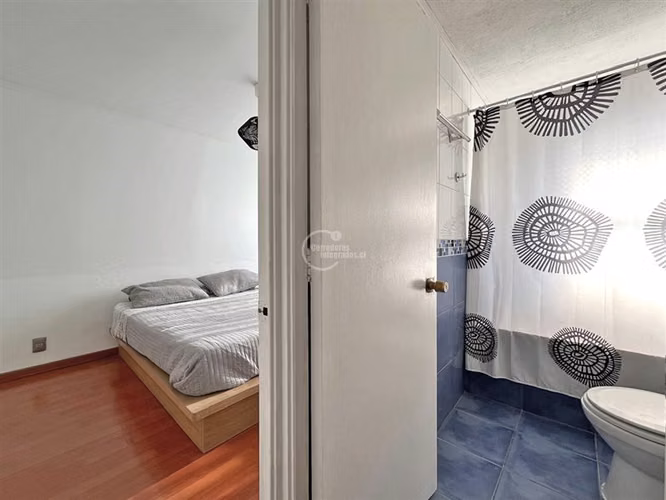 Departamento en venta 2D/1B Plaza Brasil Metro Santa Ana