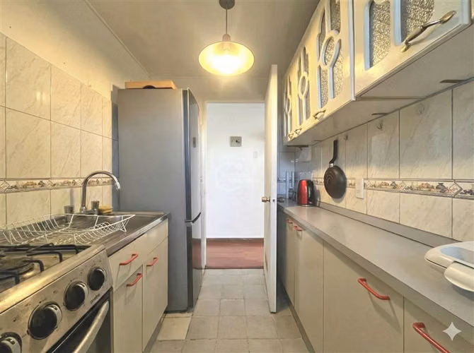 Departamento en venta 2D/1B Plaza Brasil Metro Santa Ana