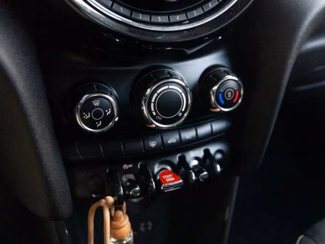 Mini Cooper F56 2015