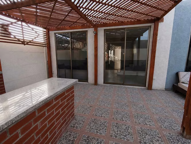 Se vende casa en condominio, Calama (172318)