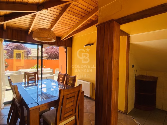 Gran oportunidad: Casa familiar en Parque Laguna Grande