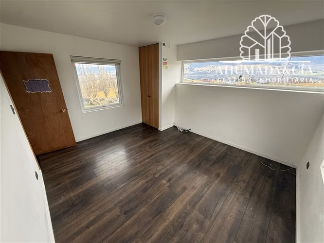 Casa en arriendo de 4 dorm. en Coihaique