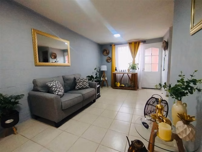 Casa en venta de 3 dorm. en Renca - Imagen 2
