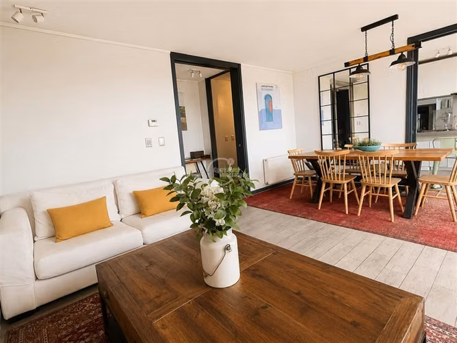 Departamento en venta de 4 dorm. en PortalLo Barnechea