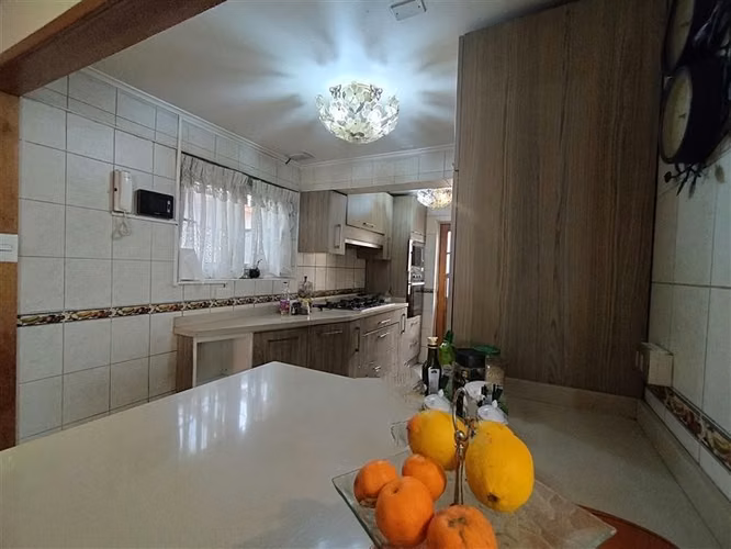 13.400 UF CASA VENTA EN PASAJE EN La Reina TOBALABA